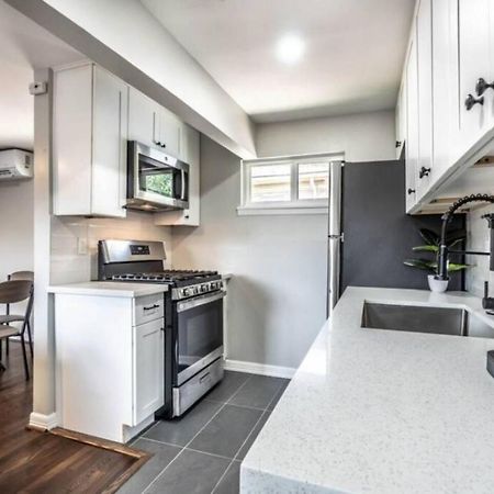 Roomy Urban Apartment Montrose! Free Parking #3 Χιούστον Εξωτερικό φωτογραφία