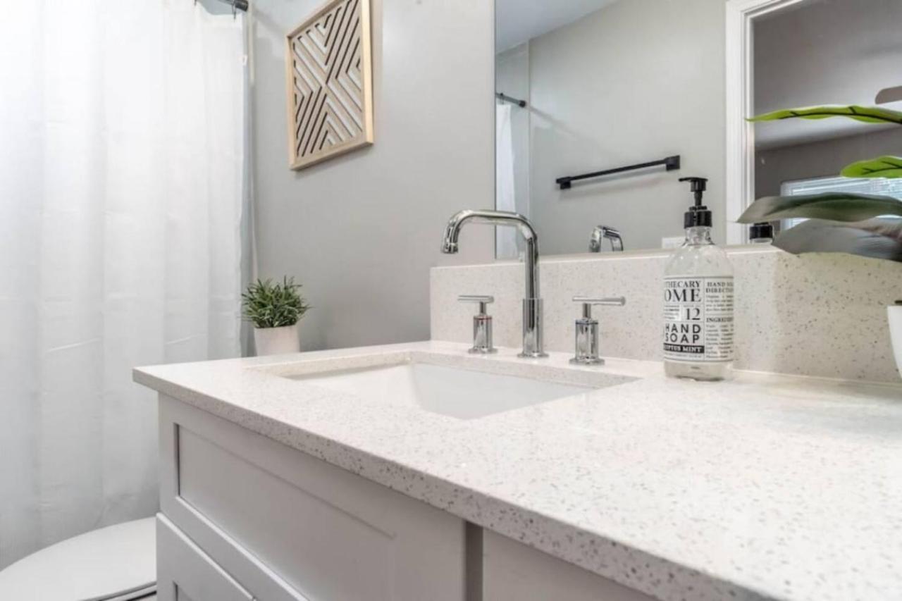 Roomy Urban Apartment Montrose! Free Parking #3 Χιούστον Εξωτερικό φωτογραφία