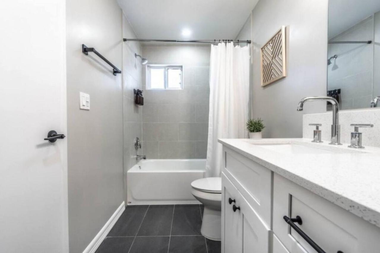 Roomy Urban Apartment Montrose! Free Parking #3 Χιούστον Εξωτερικό φωτογραφία